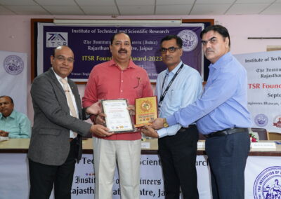Dr.Vishnu Prashad Sharma  <br>Best Teacher Award  <br>Parishkar College of Global Excellence (Autonomous), Jaipur