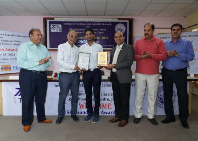 Dr. Vishal Singhal <br>Best Faculty Award <br>Poornima College of Engineering, Jaipur