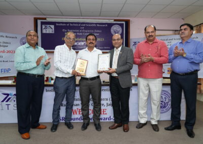 Mr. Ajay Chauhan <br>Excellence in Leadership Award <br>Axis Bank Ltd