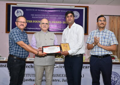 Dr. Satyendra Singh<br> Bhartiya Skill Development University, Jaipur