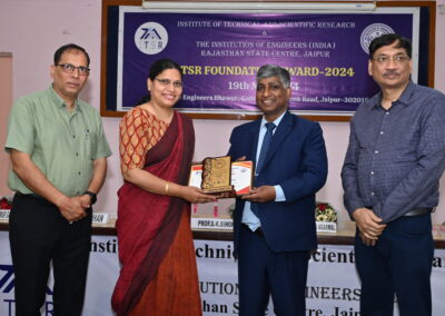 Dr. Pushpa Sengar <br> Dr. Pushpa's Homeopathic clinic, Jaipur